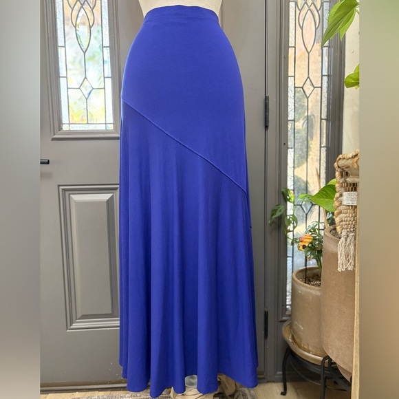 Chico’s Blue Pull On Flare Maxi Skirt Size 2 (12-14 Large) - Picture 5 of 7